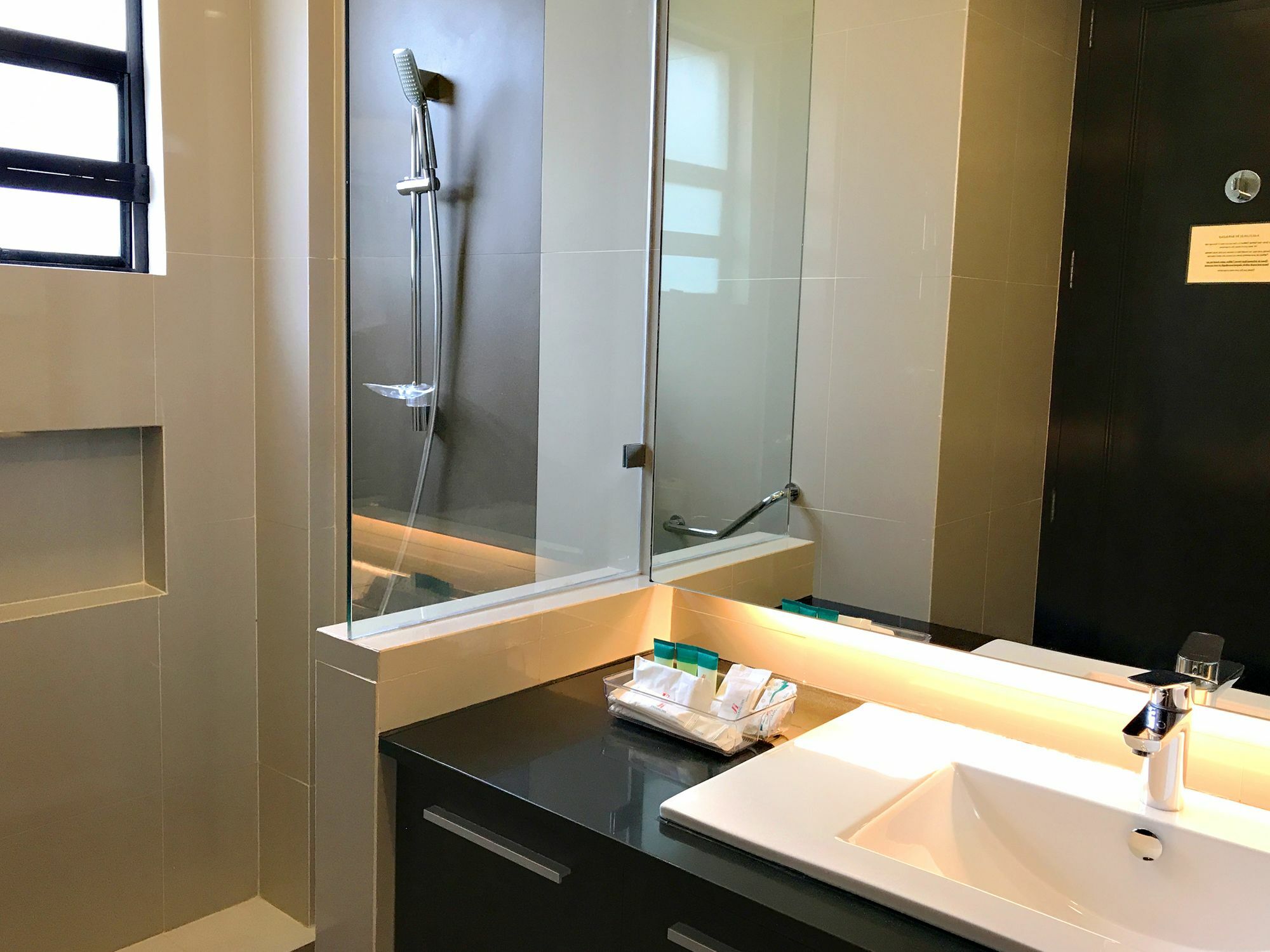 Jinjiang - Boracay Station 1 Hotel 3*